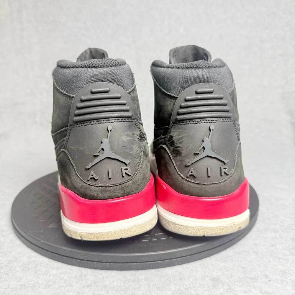 Nike Air Jordan Legacy 312 Black Fire Red Elephant Print AV3922-060 Mens 10.5